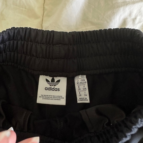 BNWOT Adidas Highwaisted Shorts - Picture 3 of 3